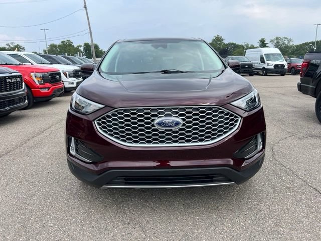Certified 2024 Ford Edge SEL w/ Convenience Package AWD/4WD image 2