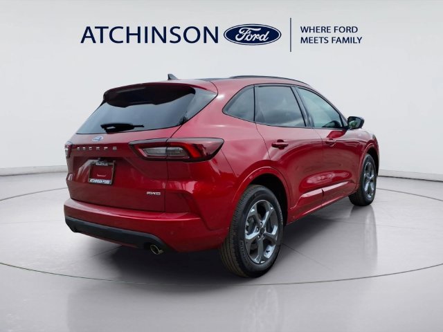 Certified 2024 Ford Escape ST-Line w/ Tech Pack #1 AWD/4WD image 5