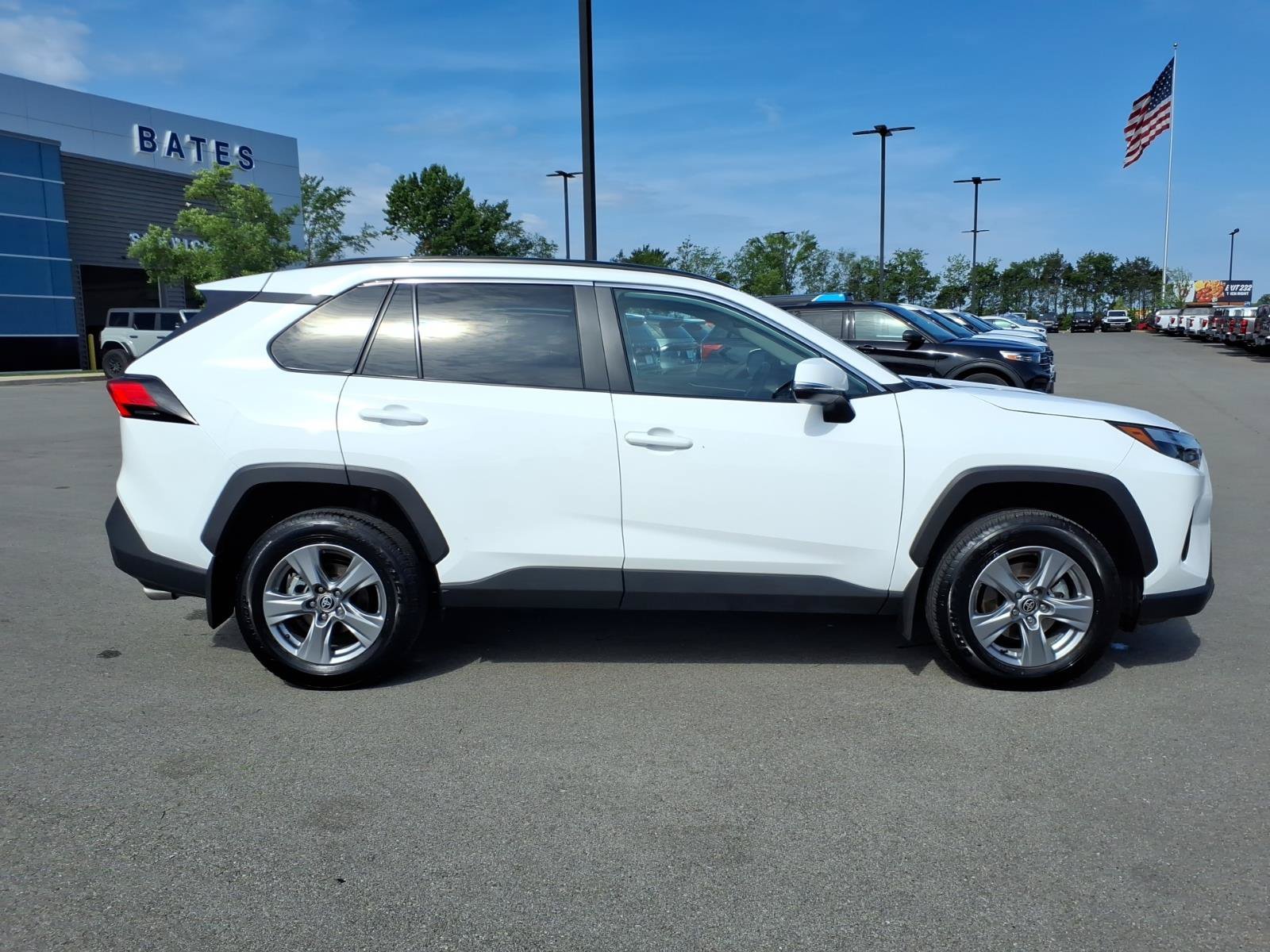 Used 2024 Toyota RAV4 XLE w/ Convenience Package FWD image 2