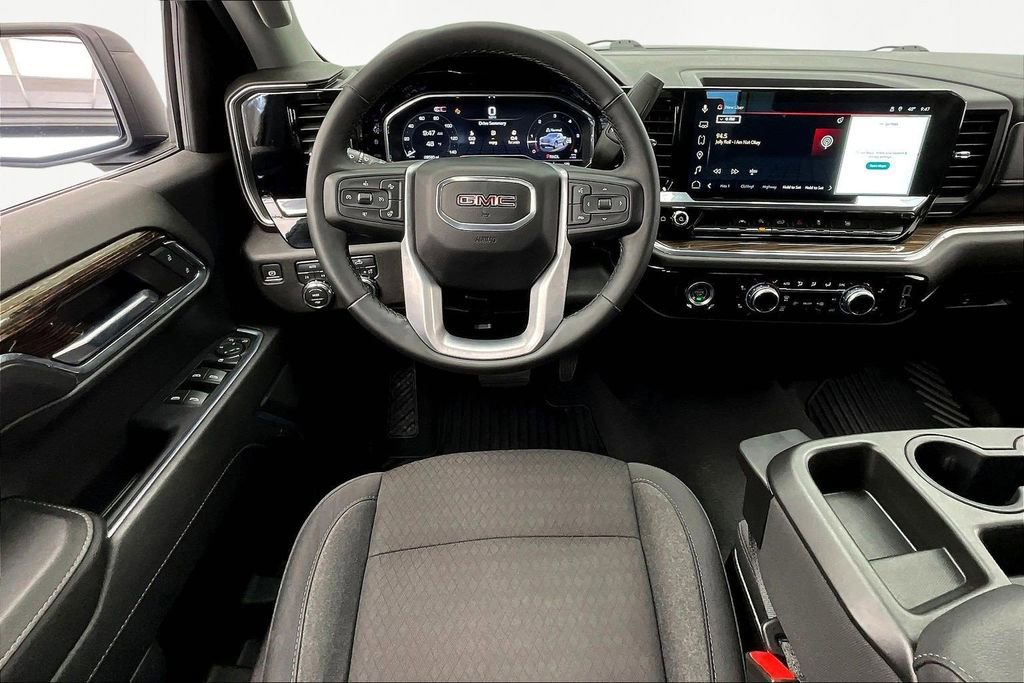 Used 2024 GMC Sierra 1500 Elevation image 7