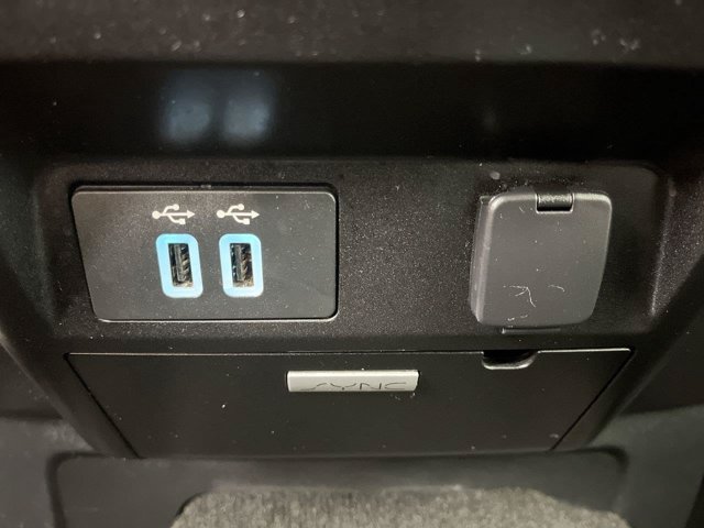 Certified 2018 Ford F150 XLT w/ Equipment Group 302A Luxury AWD/4WD image 29