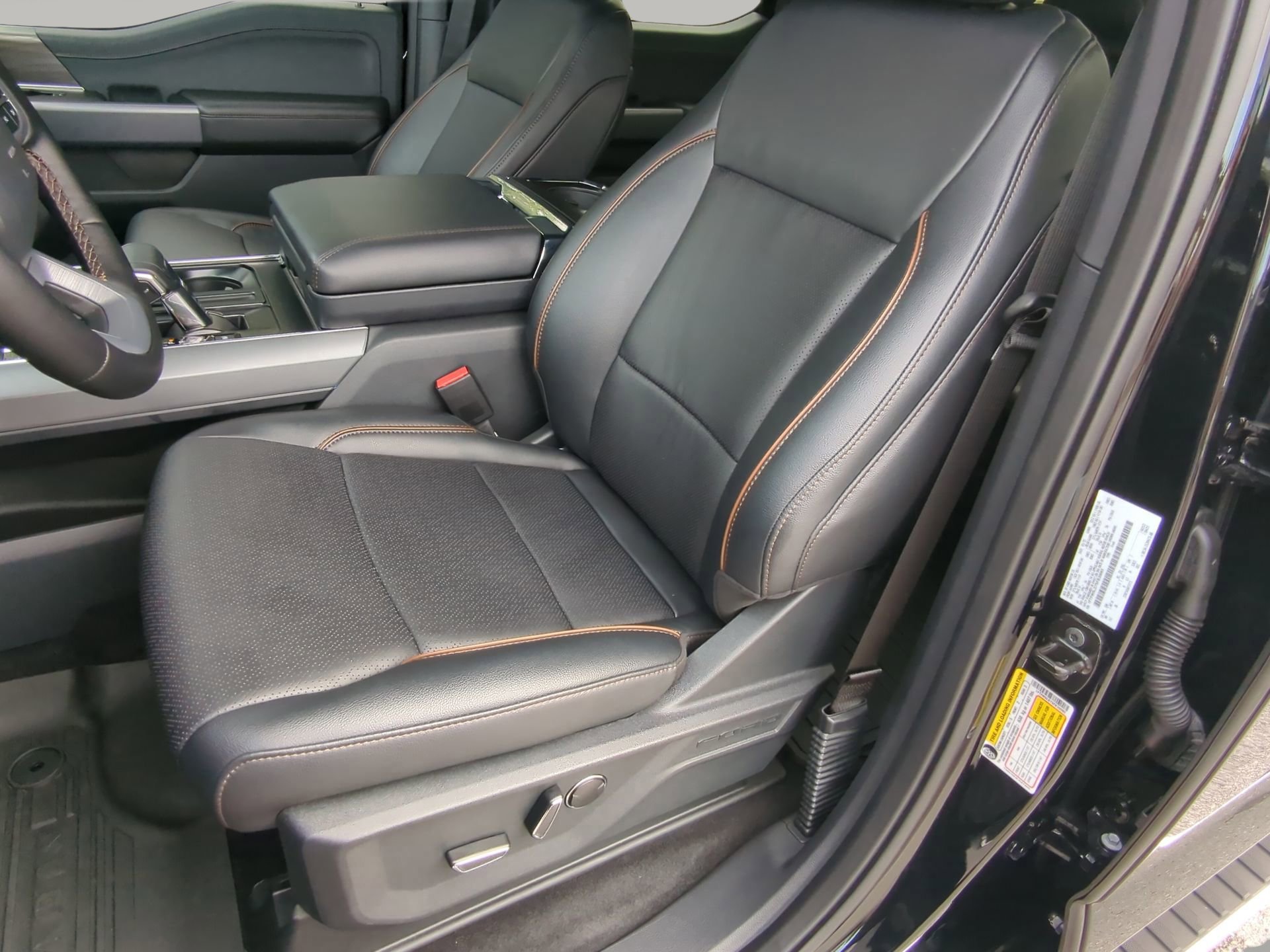 Certified 2025 Ford F150 Lariat w/ Equipment Group 502A High AWD/4WD image 57