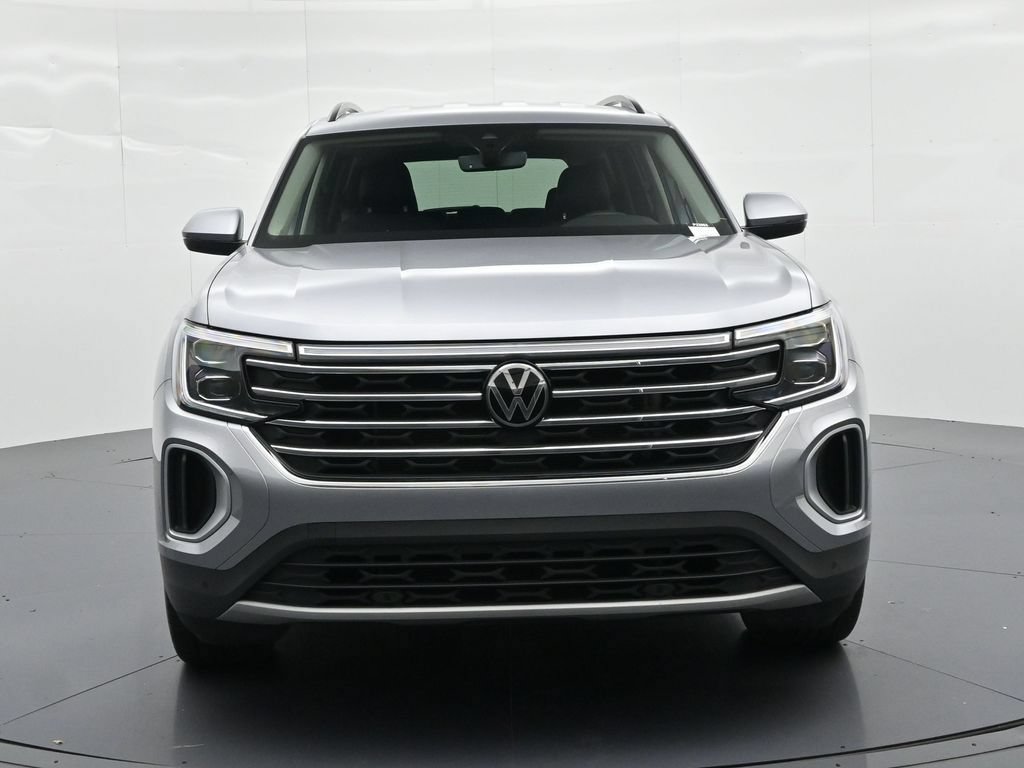 Used 2026 Volkswagen Atlas SE FWD image 3