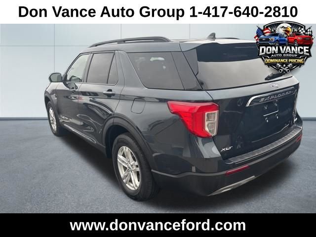 Certified 2023 Ford Explorer XLT w/ Equipment Group 202A image 4
