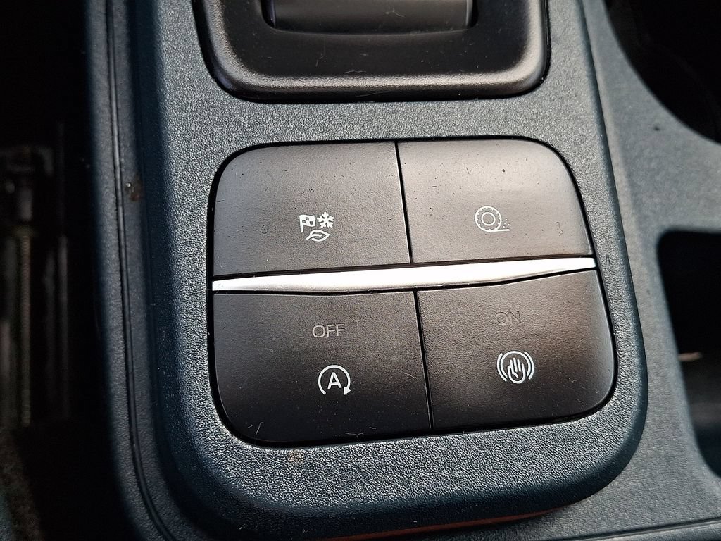Certified 2024 Ford Maverick XLT w/ XLT Luxury Package AWD/4WD image 33
