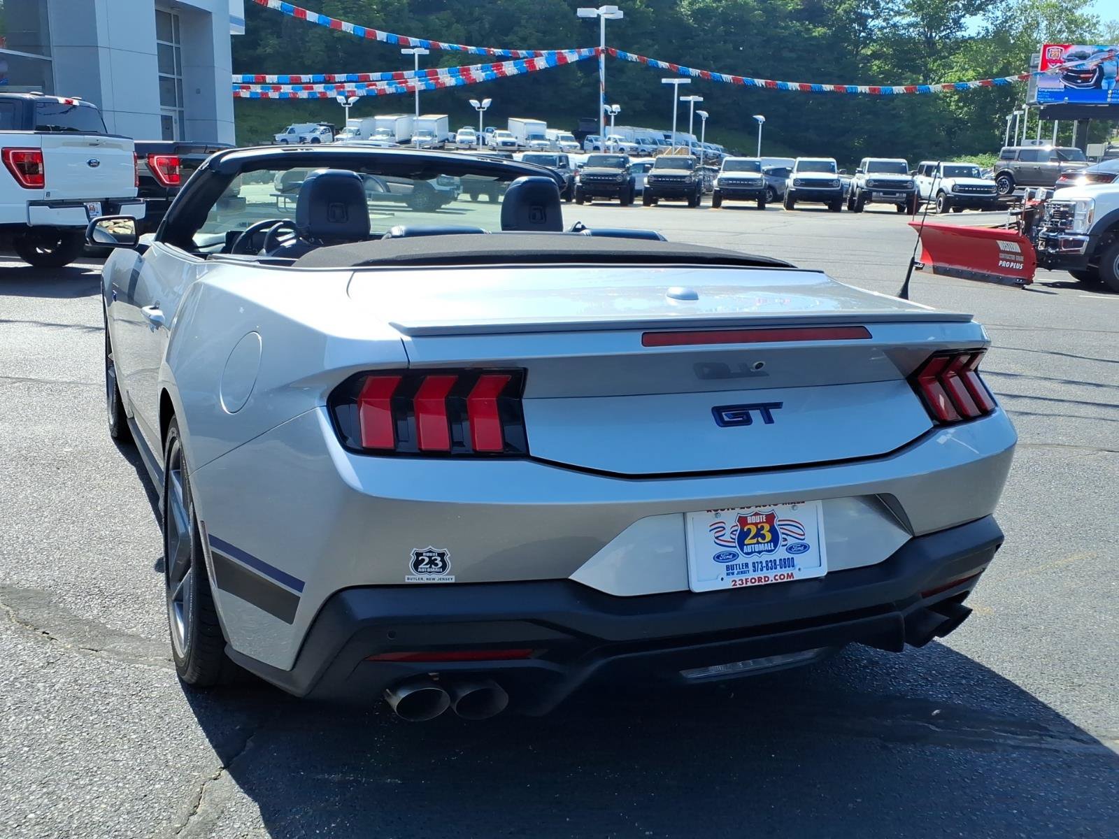 Certified 2025 Ford Mustang GT Premium RWD image 6