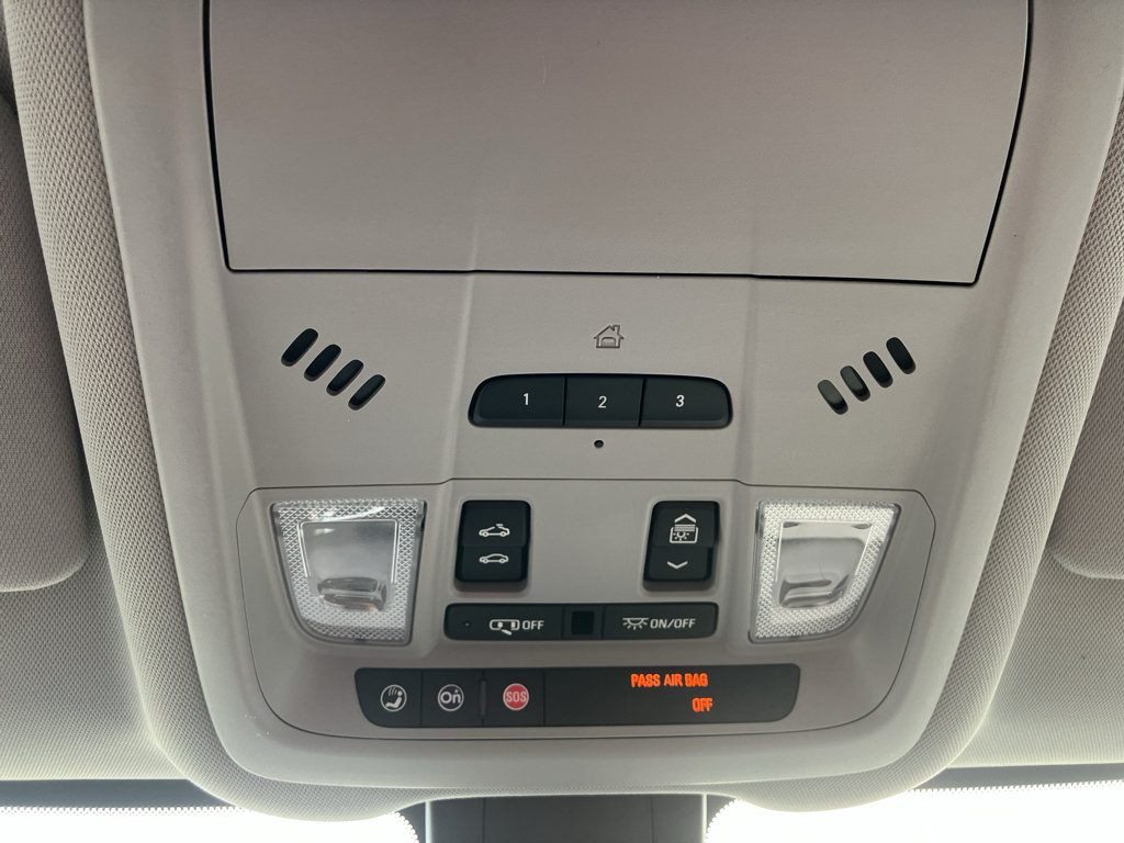 Used 2019 Chevrolet Equinox Premier FWD image 25