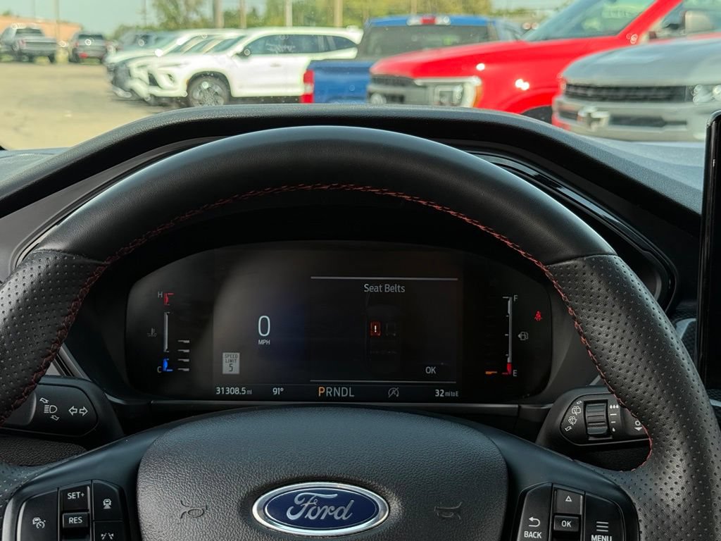 Certified 2024 Ford Escape ST-Line w/ Tech Pack #1 AWD/4WD image 8