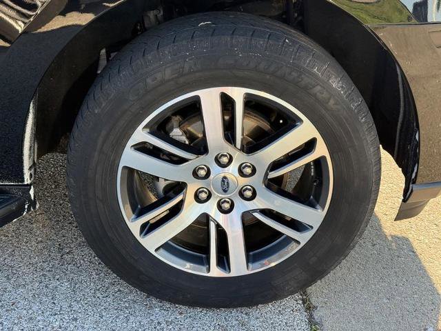 Certified 2024 Ford Expedition Max Limited AWD/4WD image 7