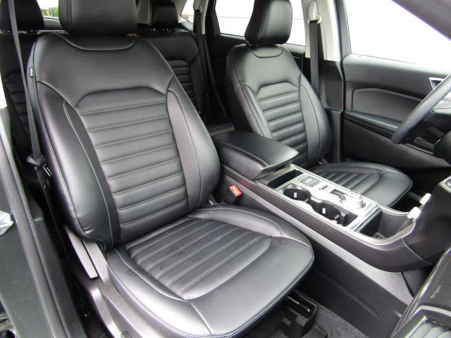 Certified 2024 Ford Edge SEL w/ Convenience Package AWD/4WD image 8