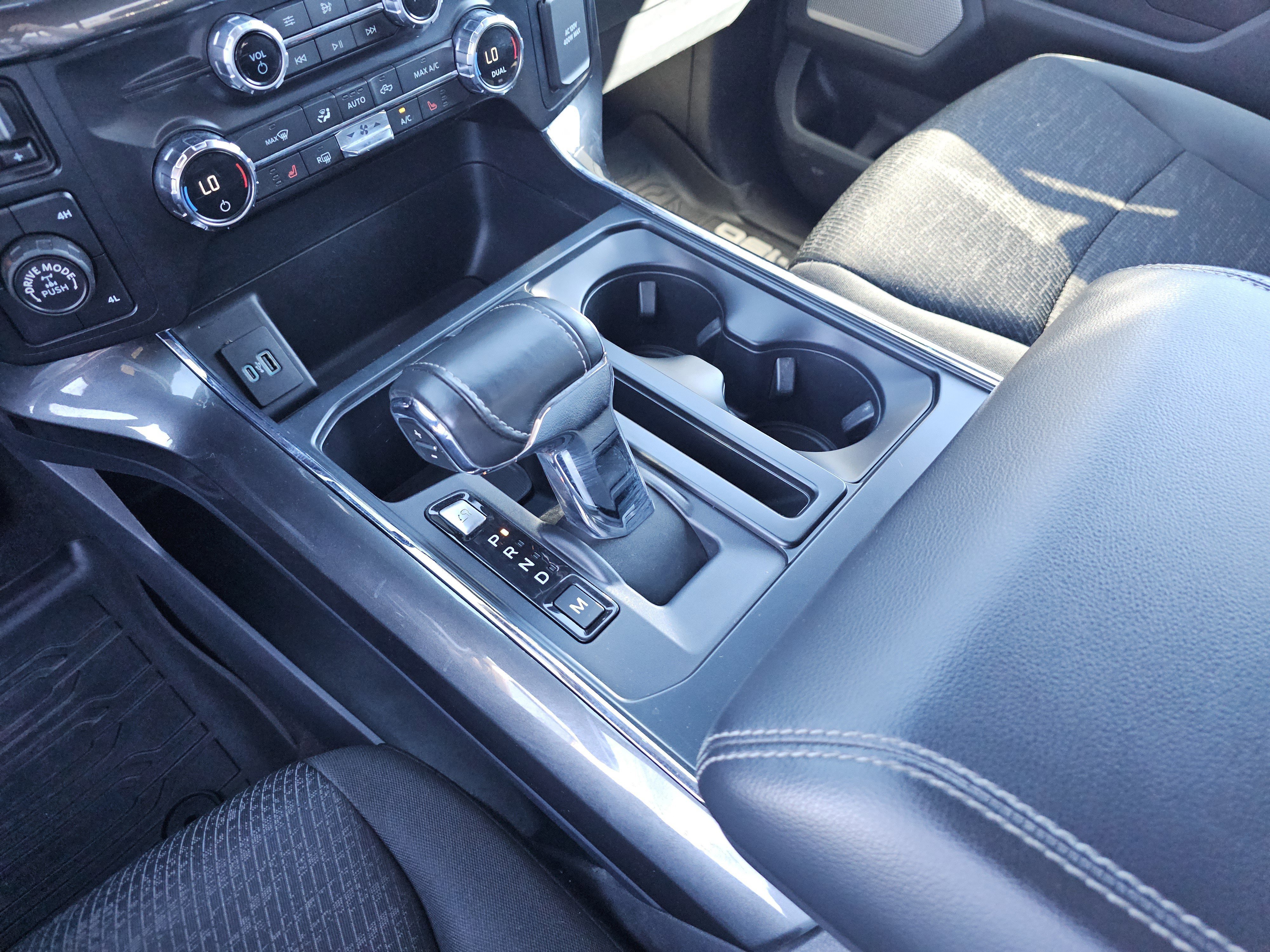 Certified 2021 Ford F150 XLT w/ Equipment Group 302A High image 33