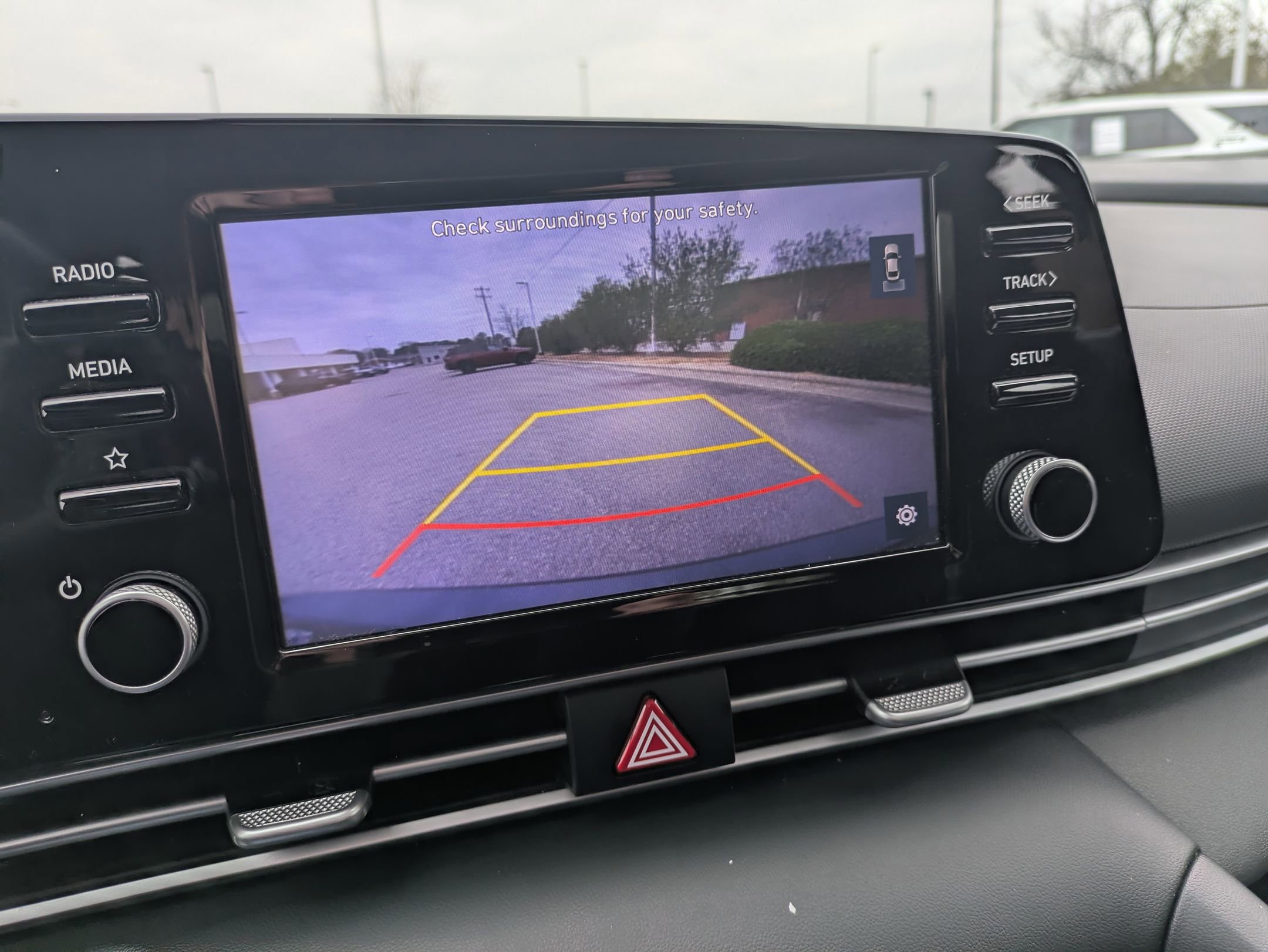 Used 2021 Hyundai Elantra SEL w/ Convenience + Premium Package image 24