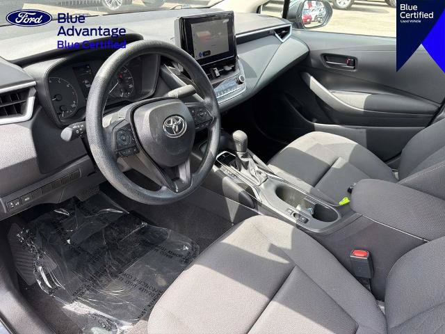 Used 2025 Toyota Corolla LE FWD image 16