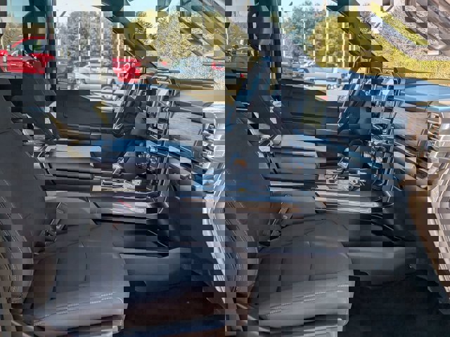 Certified 2022 Ford F150 XLT w/ Equipment Group 302A High image 38