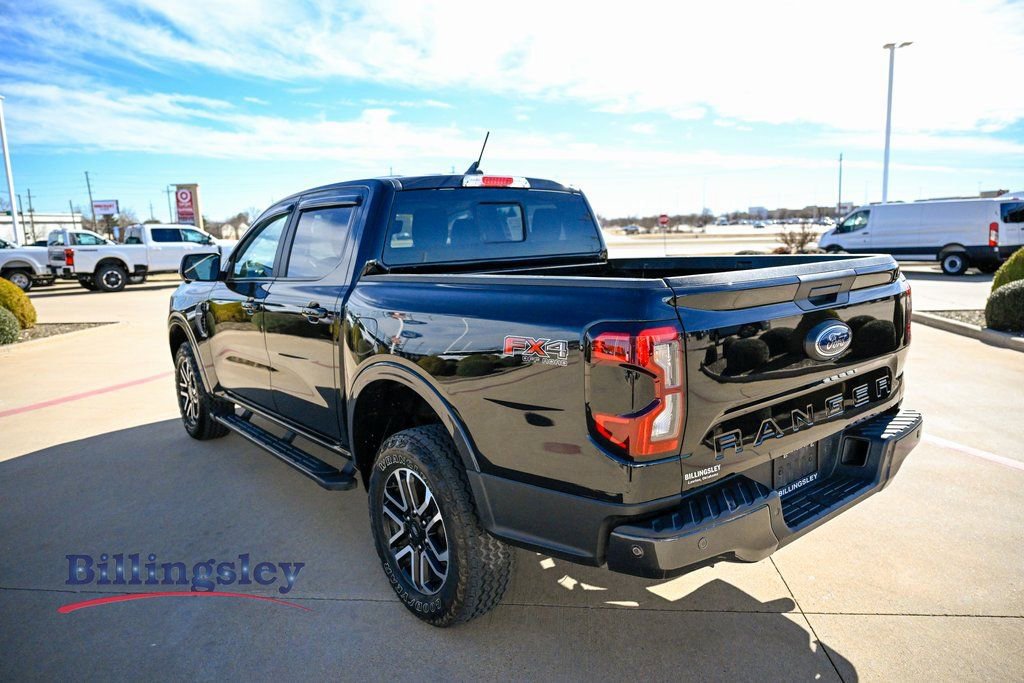 Certified 2024 Ford Ranger Lariat w/ FX4 Off-Road Package image 3