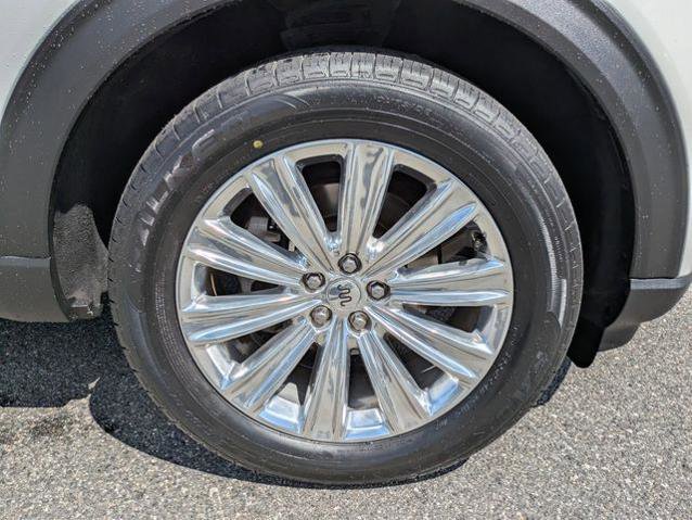 Certified 2022 Ford Explorer King Ranch w/ Premium Technology Package AWD/4WD image 11