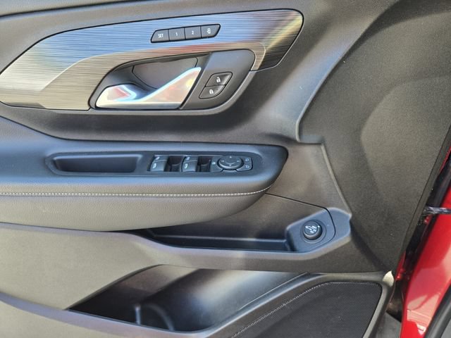 Used 2022 GMC Terrain SLT w/ LPO, Floor Liner Package AWD/4WD image 31