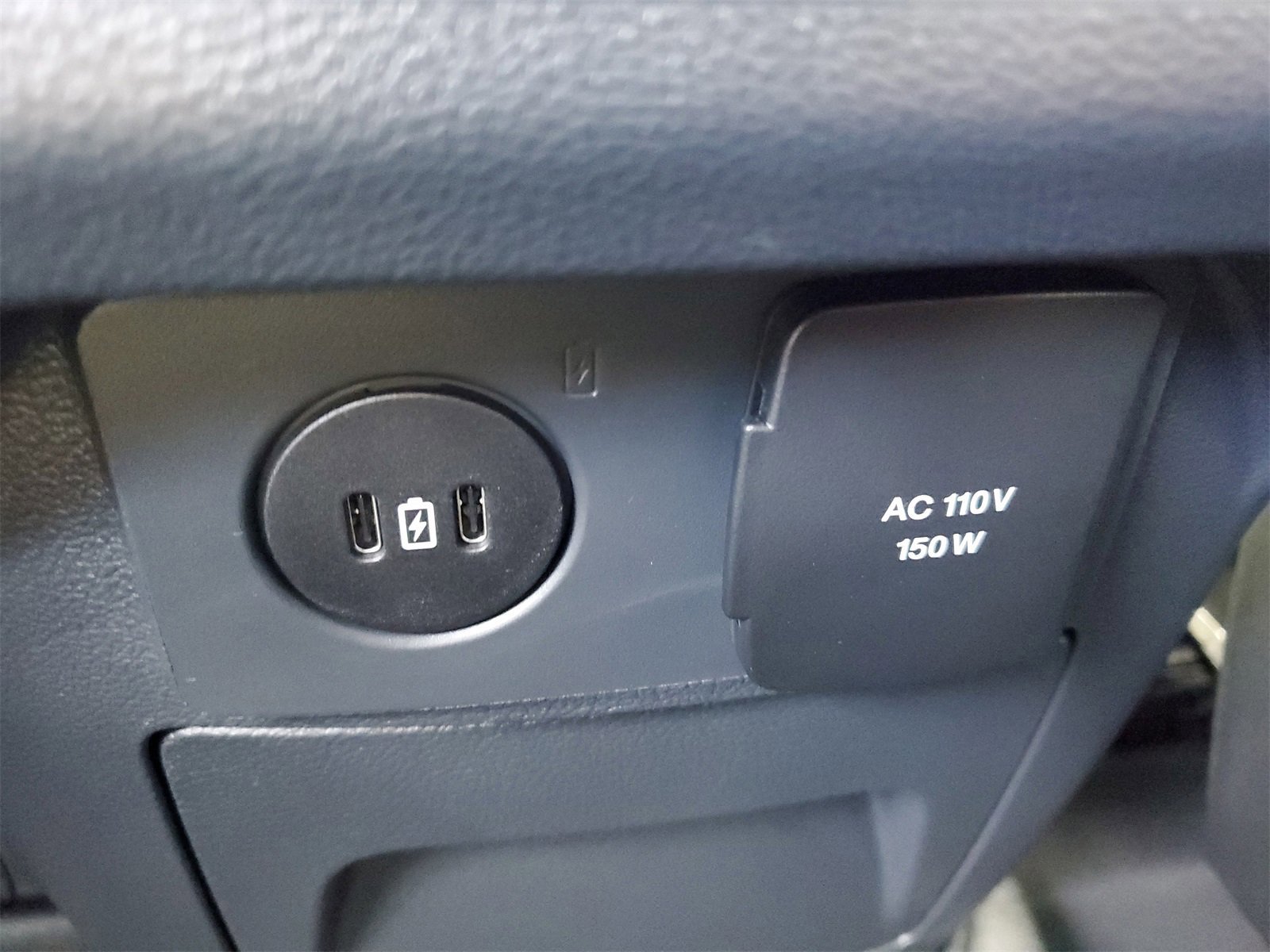 Certified 2025 Ford Explorer ST w/ Sun And Sound Package image 13