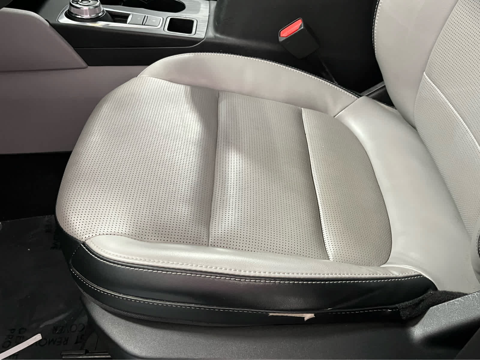 Certified 2023 Ford Escape Platinum AWD/4WD image 21
