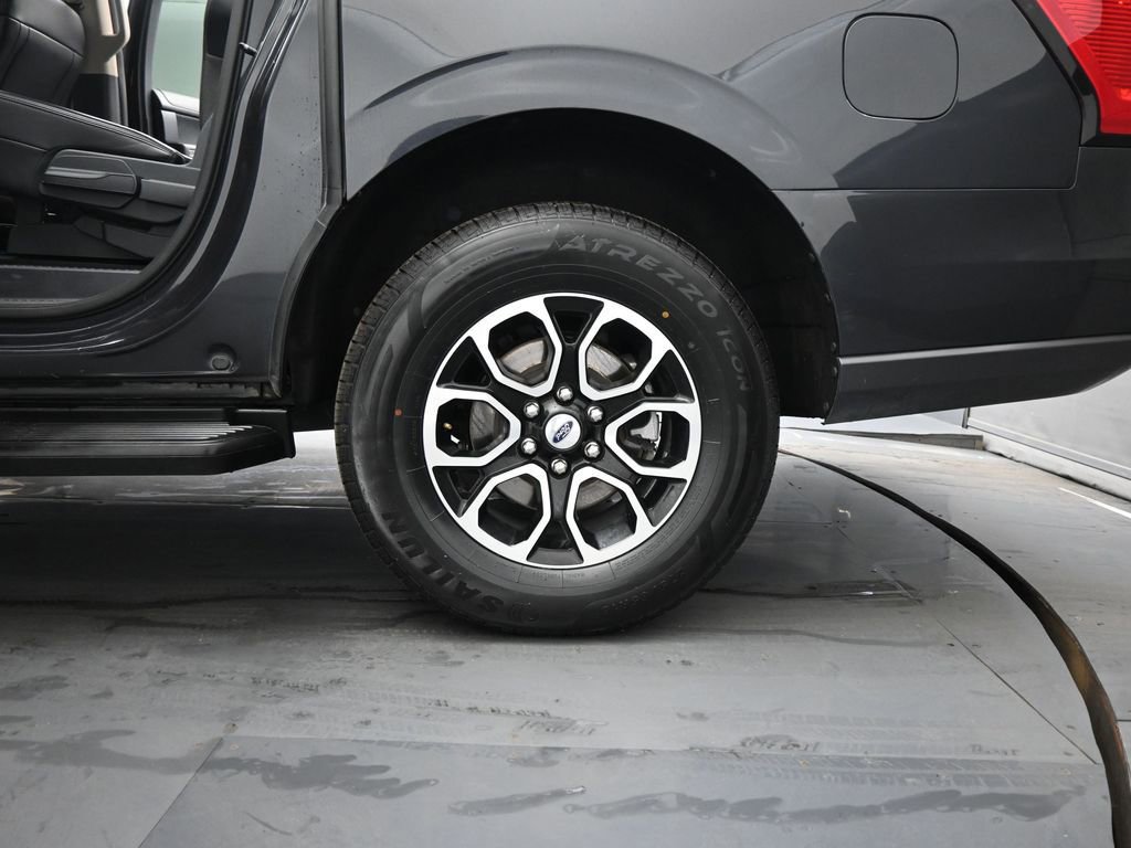 Certified 2024 Ford Expedition Max XLT image 23