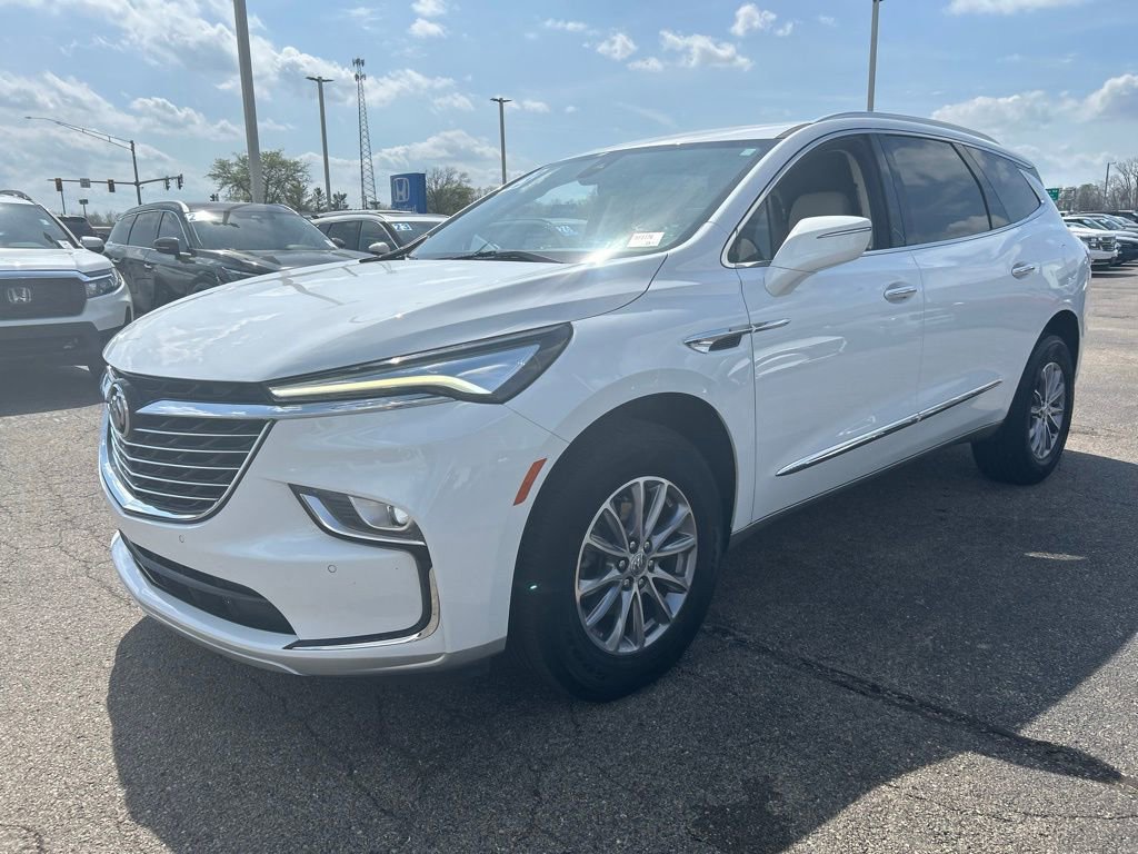 Used 2023 Buick Enclave Essence w/ Trailering Package, 5000 lbs. FWD image 8