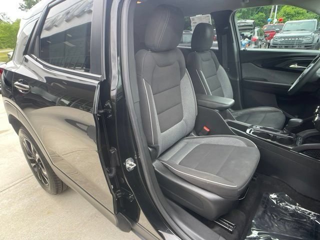 Used 2023 Chevrolet TrailBlazer LT w/ Convenience Package AWD/4WD image 28