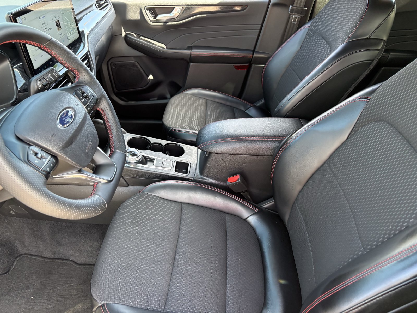Certified 2024 Ford Escape ST-Line w/ Tech Pack #1 FWD image 22
