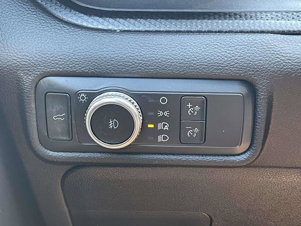 Certified 2022 Ford Explorer ST-Line RWD image 28