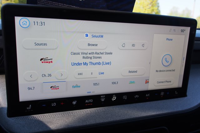 Certified 2025 Ford Maverick XLT w/ XLT Luxury Package FWD image 25