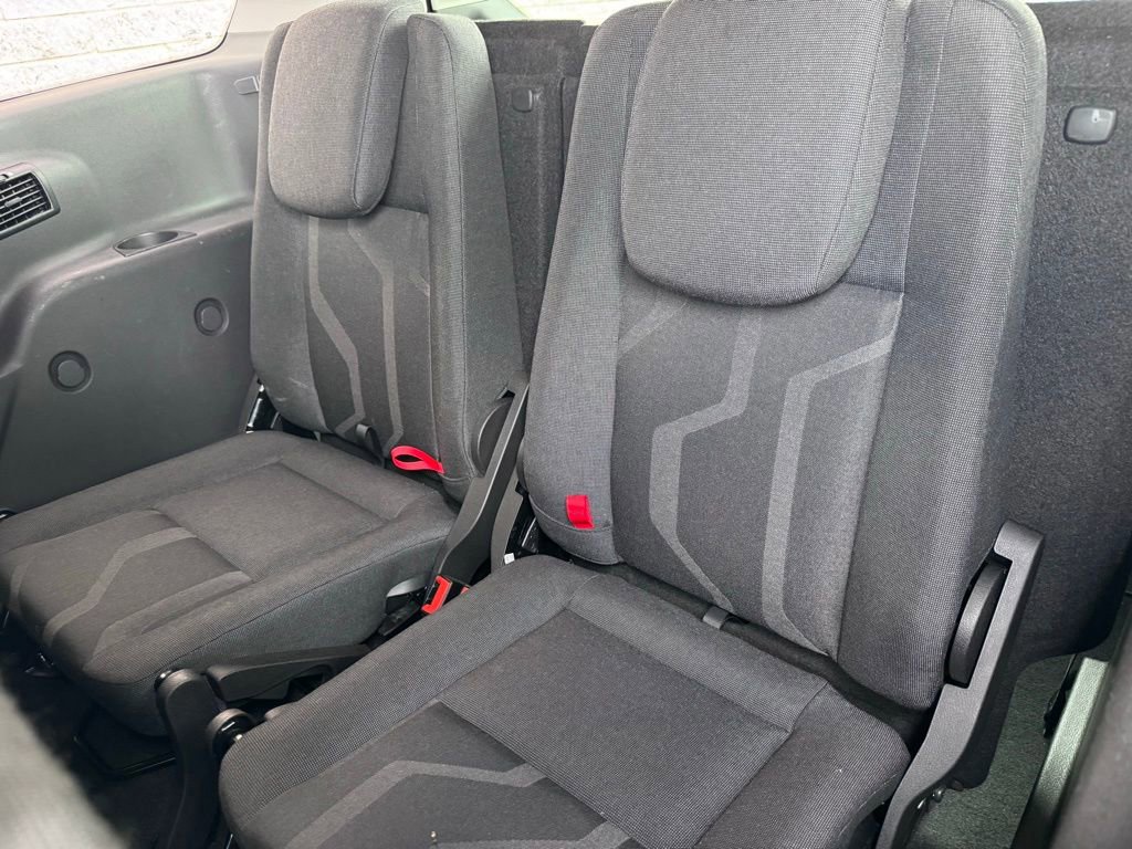 Certified 2018 Ford Transit Connect XLT image 21