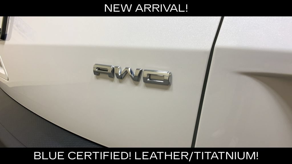 Certified 2022 Ford Escape Titanium w/ Titanium Elite Package AWD/4WD image 16