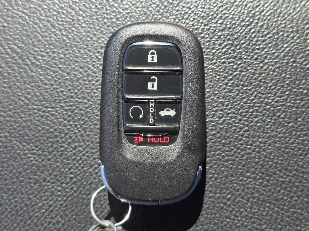 Used 2022 Honda Civic Touring image 21