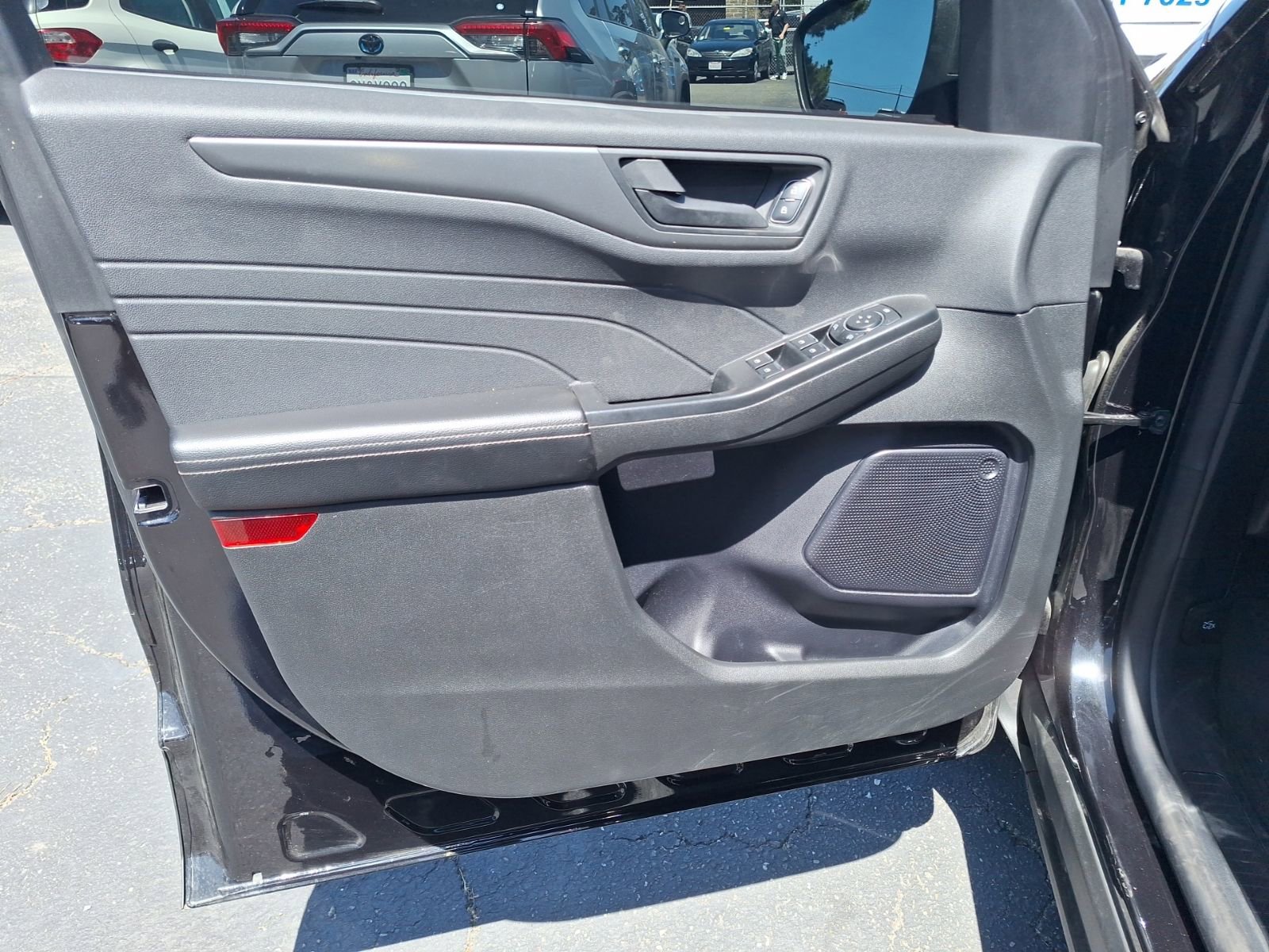 Certified 2024 Ford Escape Active FWD image 11