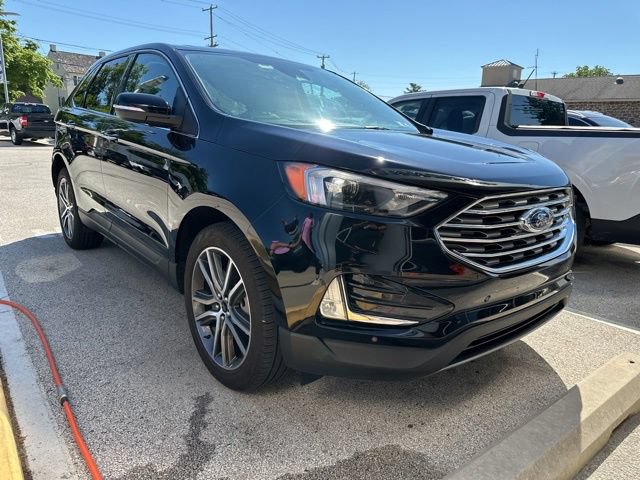 Certified 2024 Ford Edge Titanium AWD/4WD image 2