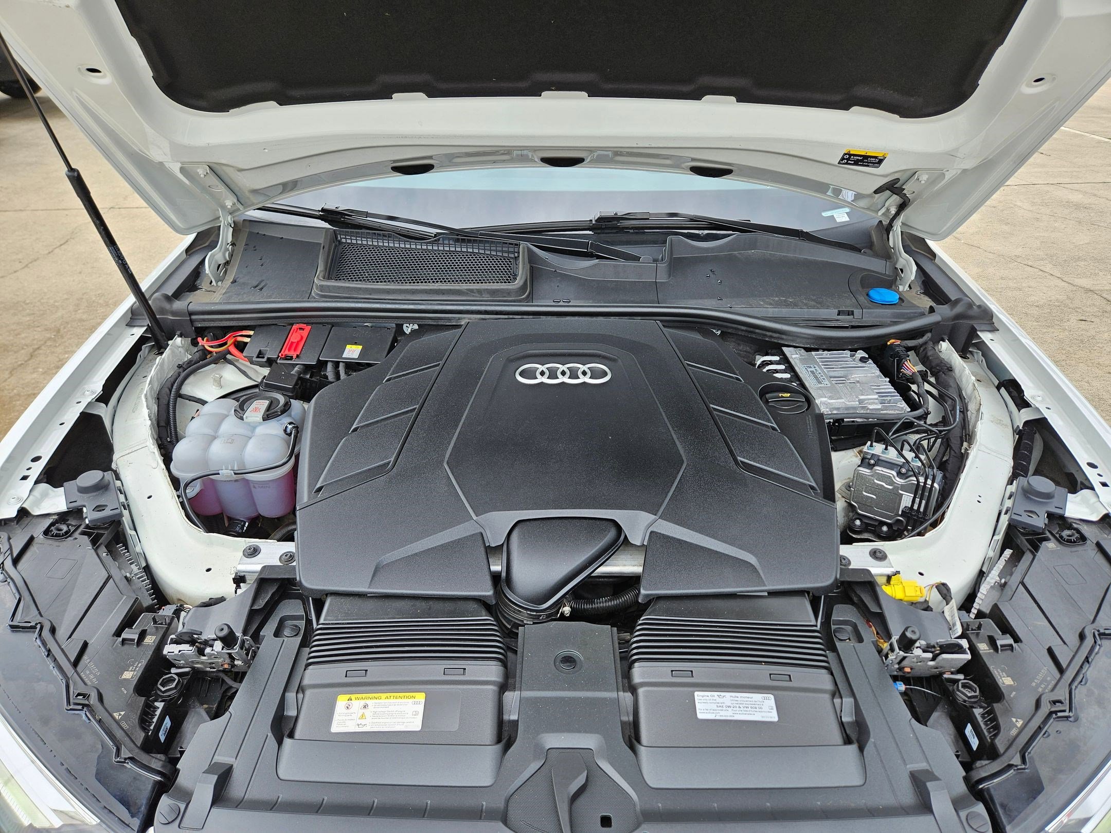 Used 2025 Audi Q7 3.0T Premium Plus AWD/4WD image 33