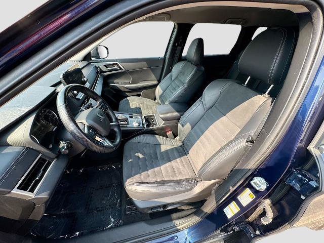 Used 2022 Mitsubishi Outlander SE AWD/4WD image 18