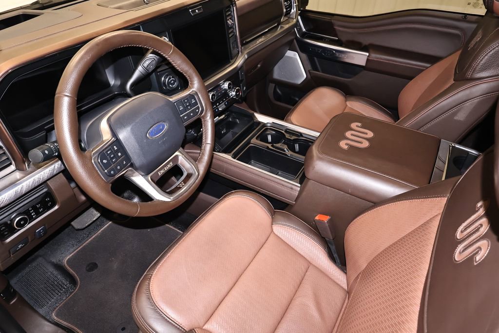 Certified 2025 Ford F250 King Ranch AWD/4WD image 38