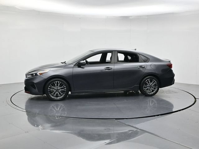 Used 2022 Kia Forte GT-Line FWD image 6