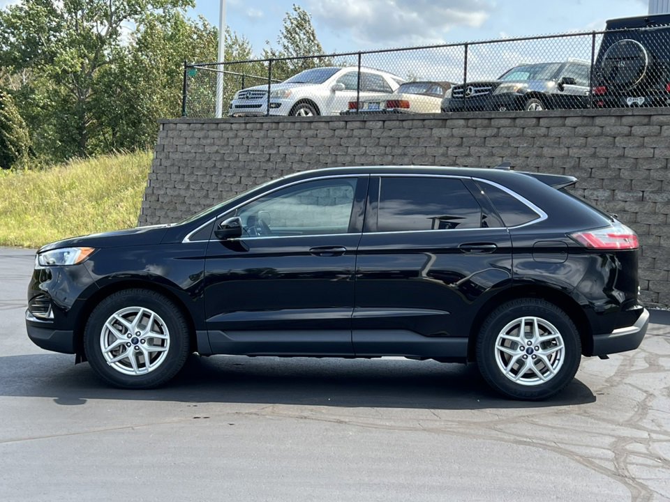 Certified 2022 Ford Edge SEL w/ Convenience Package image 5