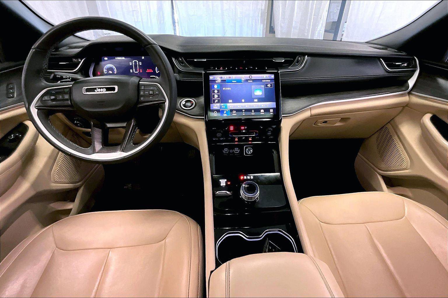 Used 2023 Jeep Grand Cherokee L Limited image 14