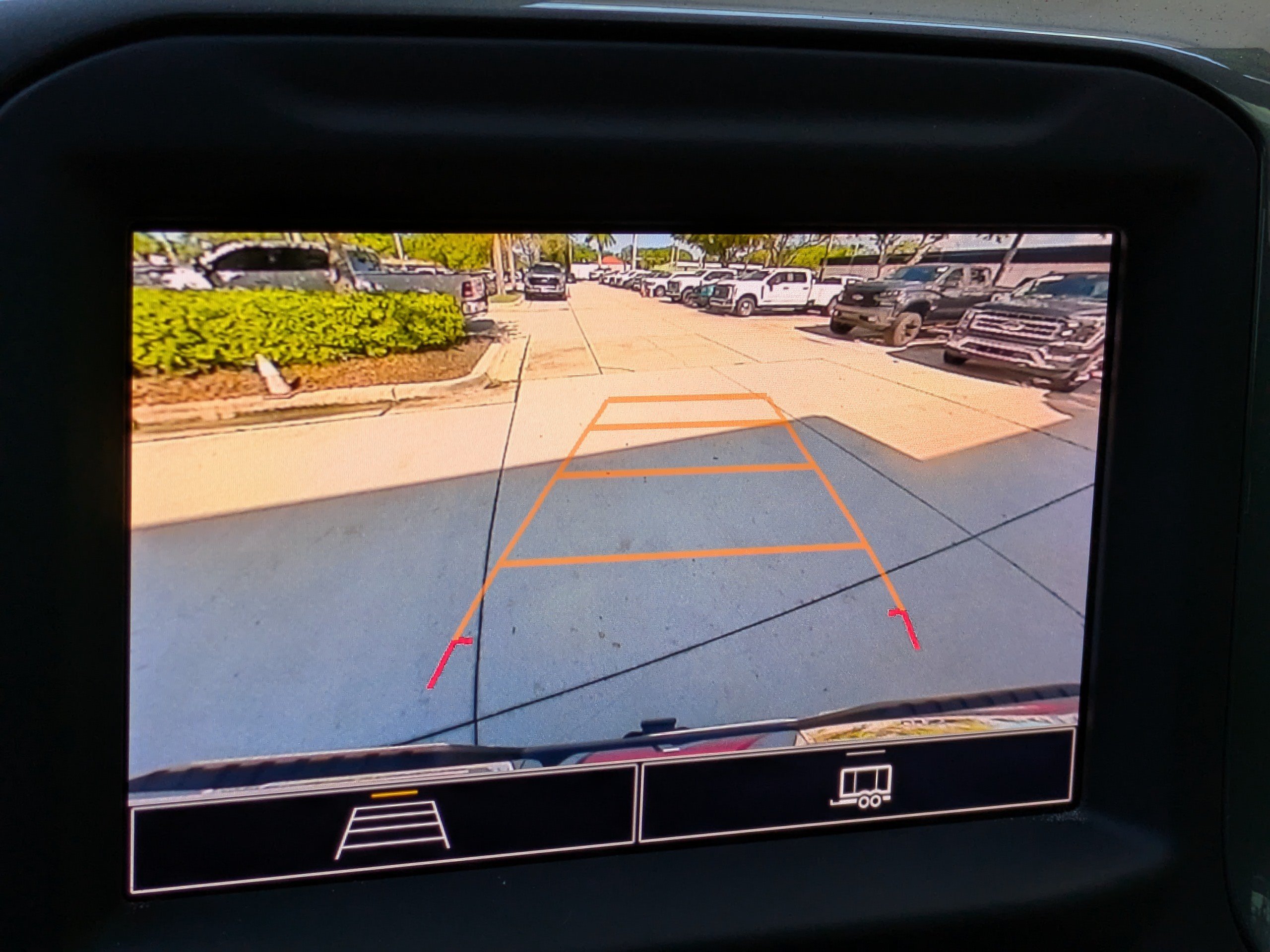 Used 2025 GMC Sierra 2500 Pro w/ 1SA Pro Safety Plus Package AWD/4WD image 25
