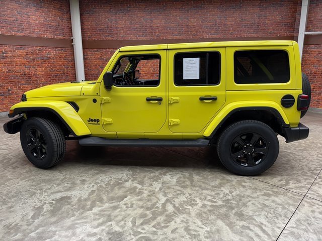 Used 2022 Jeep Wrangler Unlimited Sahara image 2
