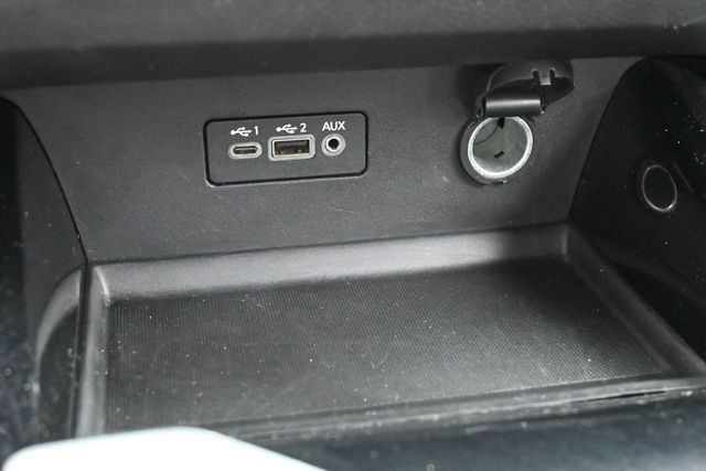 Used 2024 Nissan Altima 2.5 SV FWD image 23