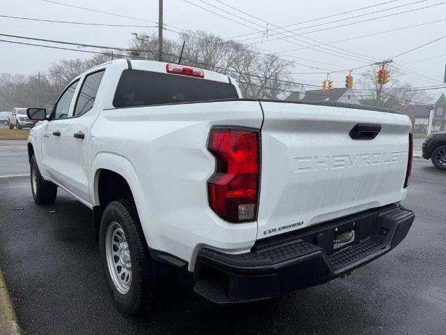 Used 2024 Chevrolet Colorado W/T RWD image 4