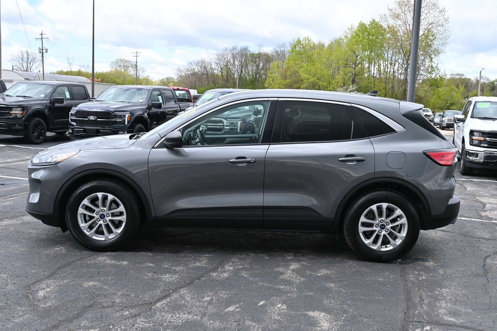 Certified 2022 Ford Escape SE w/ Convenience Package FWD image 4
