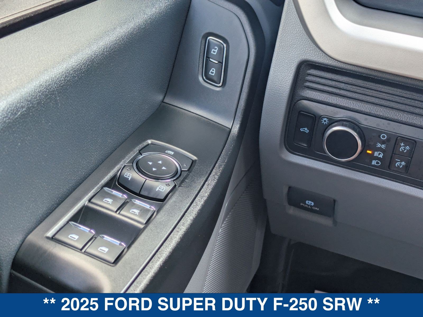Certified 2025 Ford F250 XL AWD/4WD image 22