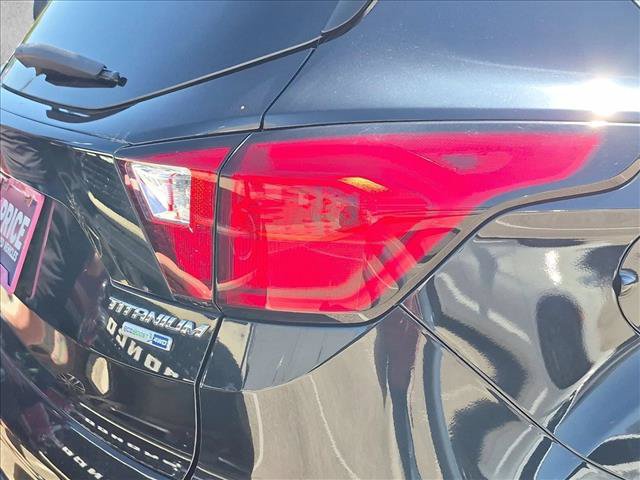 Certified 2019 Ford Escape Titanium AWD/4WD image 6