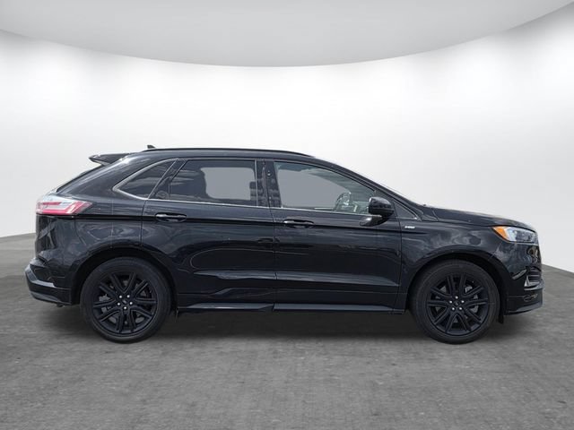 Certified 2022 Ford Edge ST-Line w/ Cargo Accessory Package AWD/4WD image 3