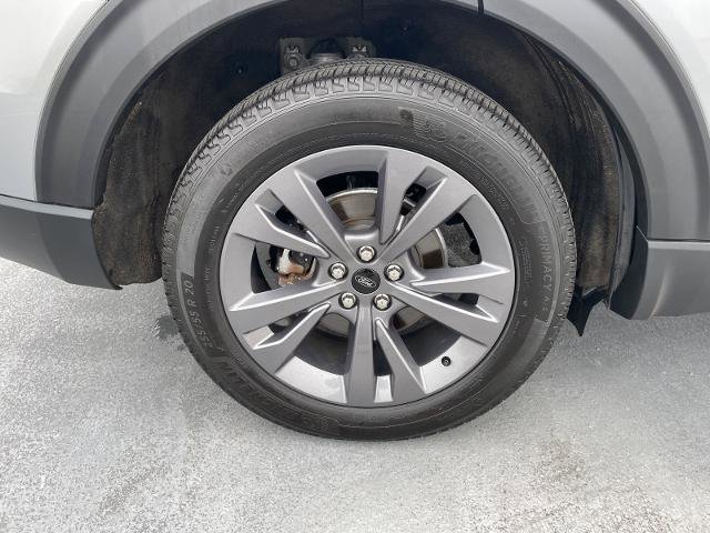 Certified 2022 Ford Explorer XLT w/ Equipment Group 202A image 27