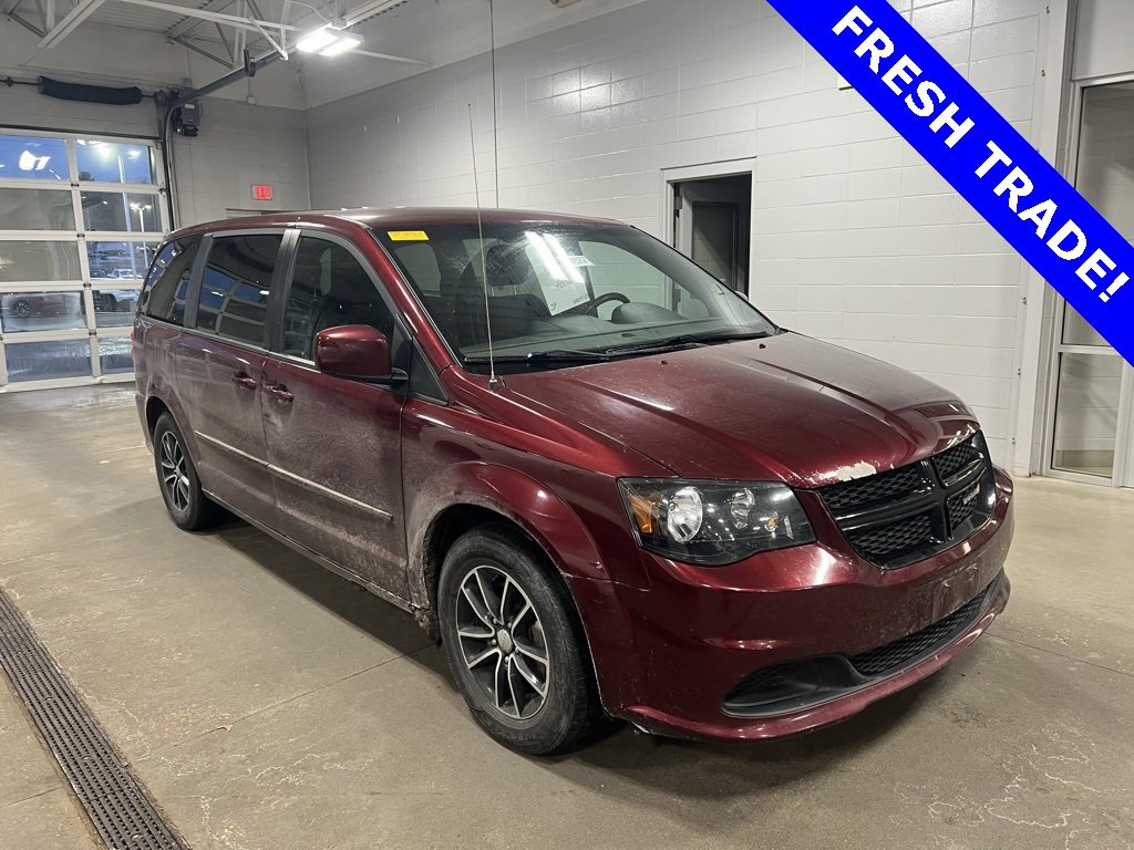 Used 2017 Dodge Grand Caravan SE